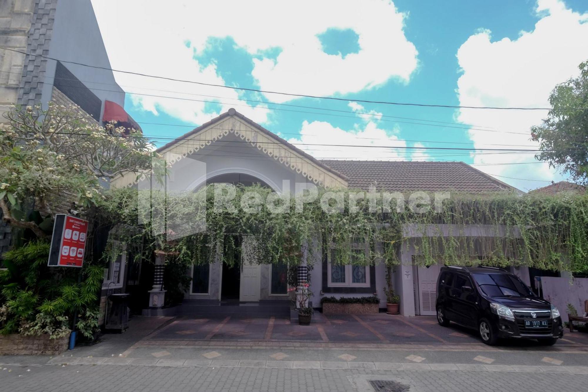 Just 11 Boutique Syariah Mitra Reddoorz Near Ugm Yogyakarta Hotel Kejayan Exterior foto